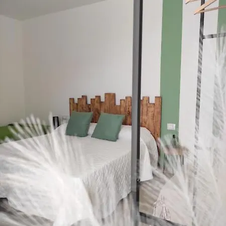 Tacco E Punta Bed & Breakfast *